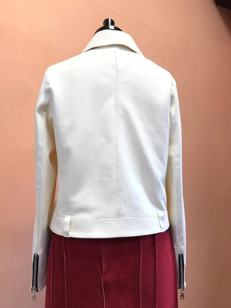 【ラム革レディースライダースジャケット、製造工程】